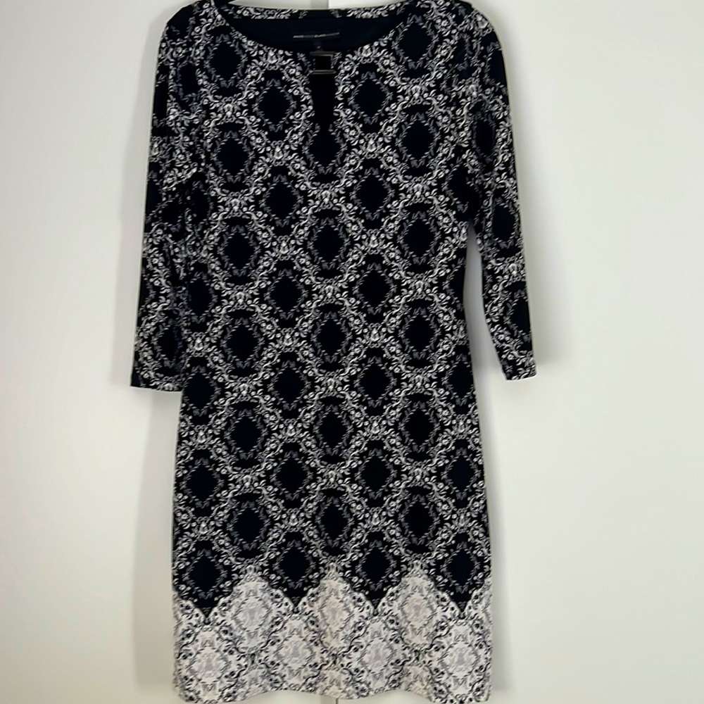White House Black Market Medallion Print Knit Shift Dress, Size Small